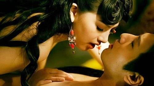 Phim 18+ Nhục Bồ Đoàn 1991 Full – Cảnh Sex Cổ Trang Kinh Điển